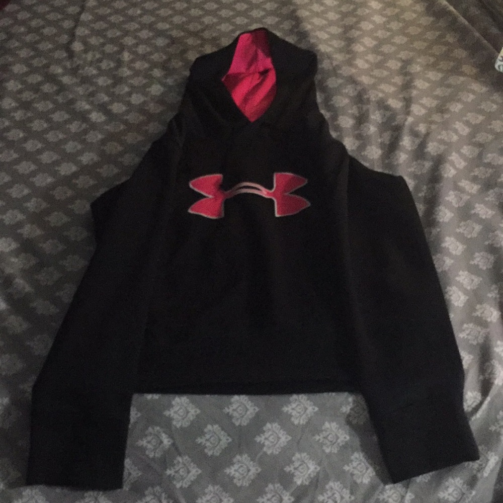 Girls black and pink under armour sweatshirt